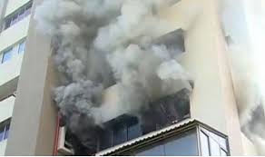 7 killed in India building fire