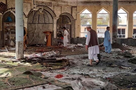 Blast tears through mosque in northern Afghan city Kunduz, killing 33
