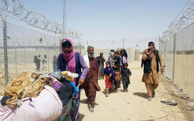 250,000 displaced Afghans return to native provinces