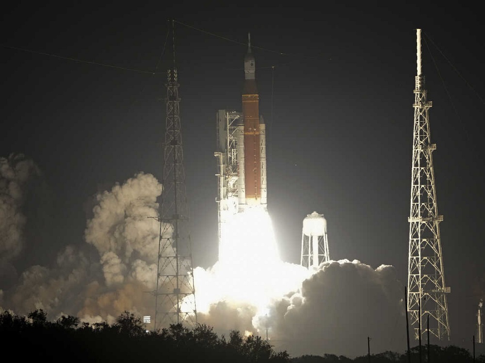 Artemis spacecraft set to reach the Moon