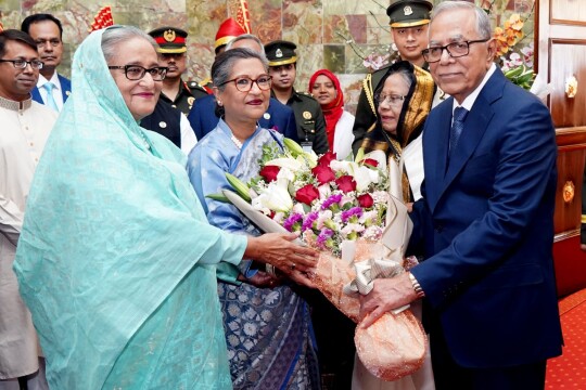 First presidential farewell in history of 52 years at Bangabhaban