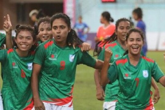 Female booters edge India in SAFF group match