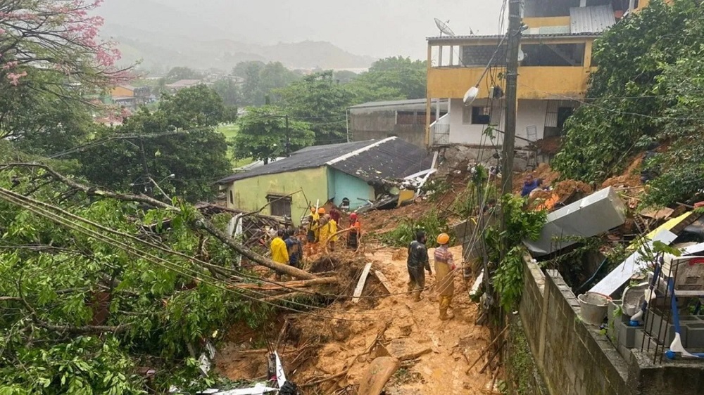 14 killed, several missing in Brazil flash floods, landslides