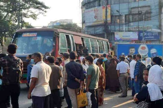 Bus services resume in parts of Chattogram city