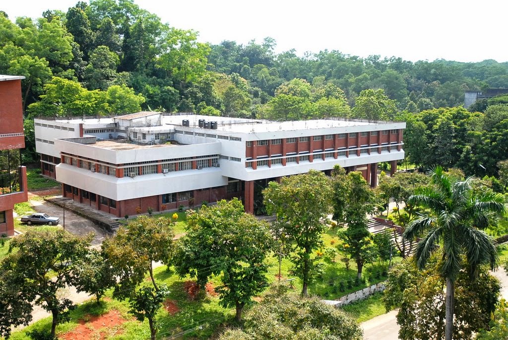 Chittagong University to hold all exams in person