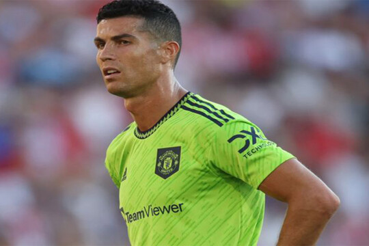 Ten Hag uncertain Ronaldo will stay at Manchester United
