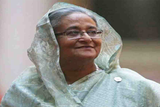 PM Hasina pays tribute to Mahatma Gandhi at Rajghat