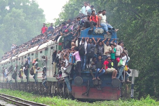 No more travelling on train roofs in Bangladesh