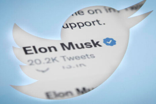 Musk to relaunch Twitter‍‍`s blue check subscription on Nov 29