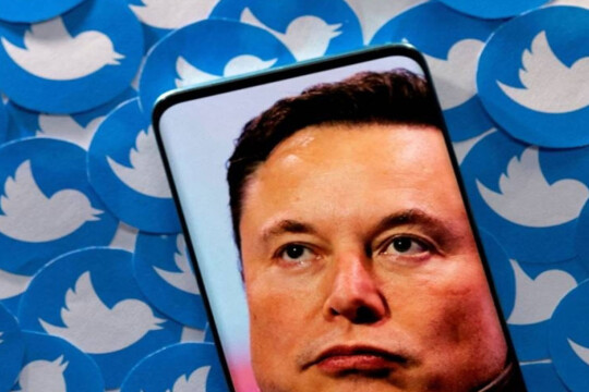 Twitter suspends account tracking Elon Musk‍‍`s jet