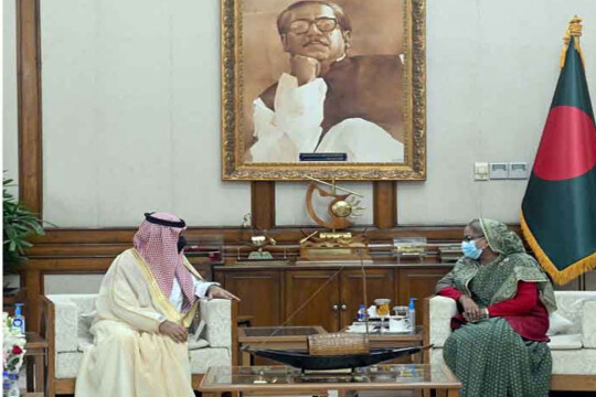 PM seeks oil from Saudi Arabia