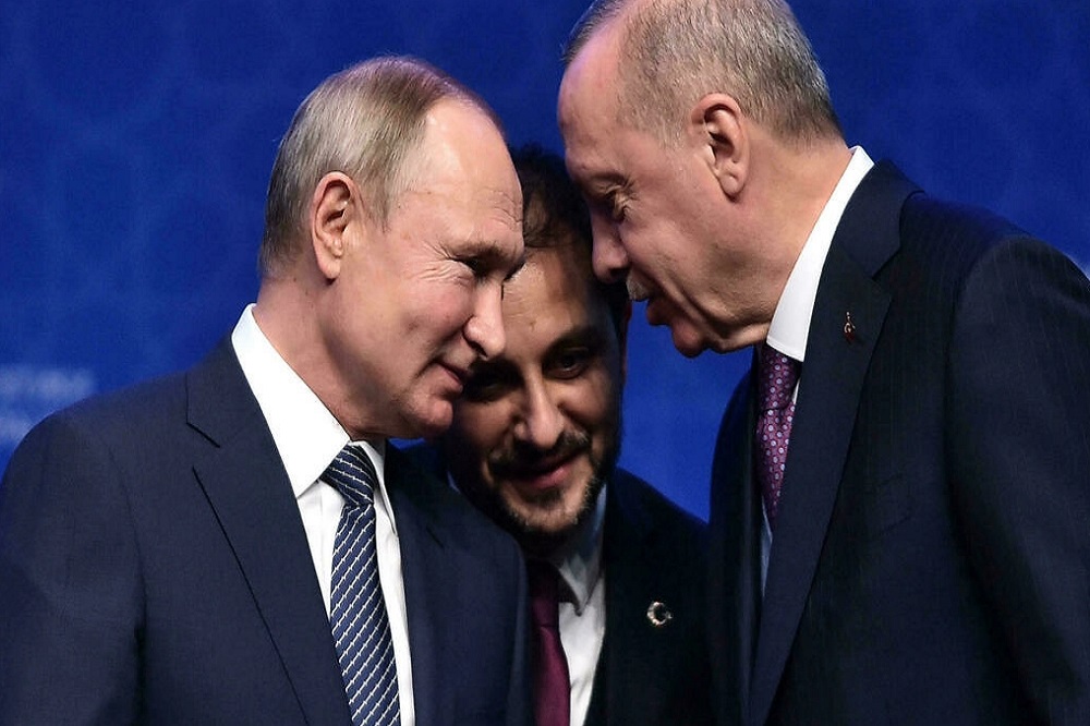Erdogan defends Putin against election meddling claims