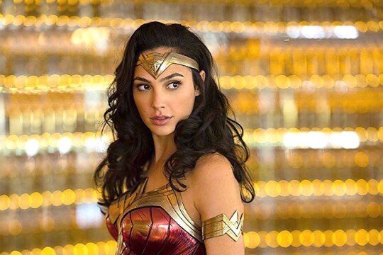 Gal Gadot threatened by director Whedon on Justice League set