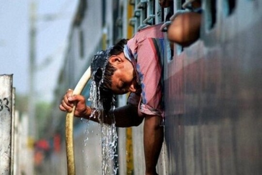 Delhi sees hottest April in 12 years