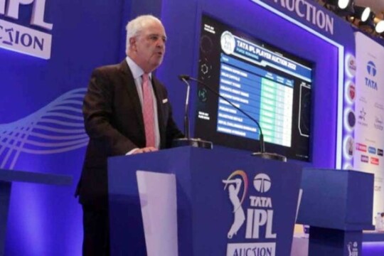 IPL auctioneer collapses on stage during bidding