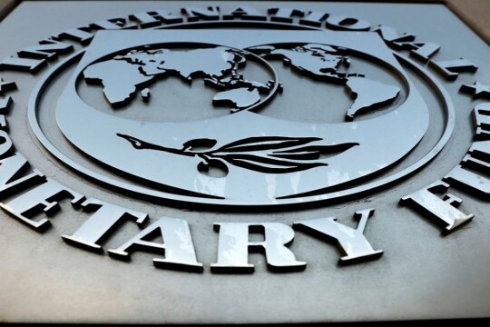 IMF warns Bangladesh about economic risks