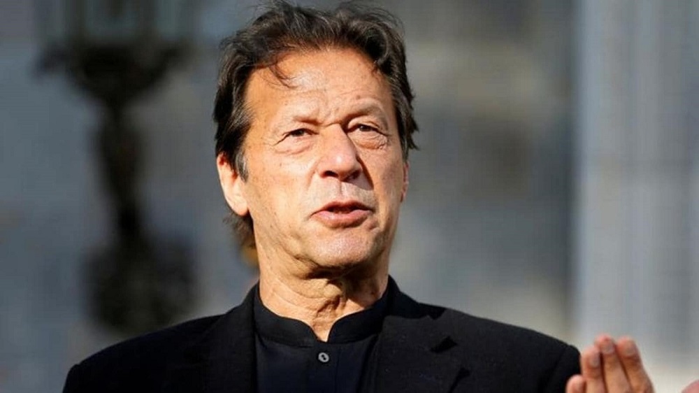 Pakistan's Imran Khan relaunches march