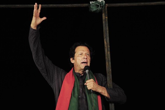 Imran Khan says 'no blockade can stop' Azadi March