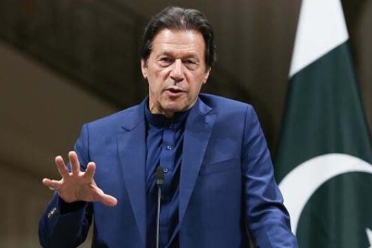 Imran Khan calls off march to avert ‍‍`havoc‍‍`
