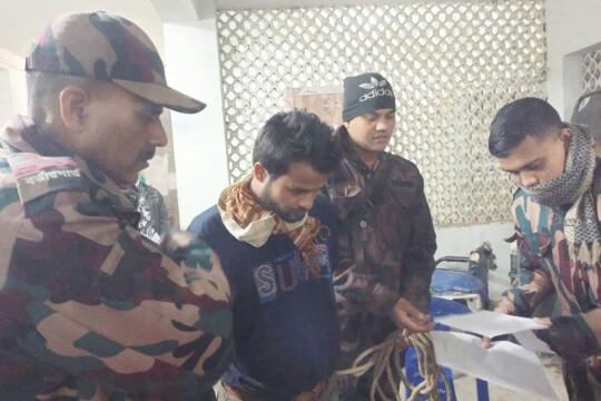 Indian held in Lalmonirhat for illegal entry