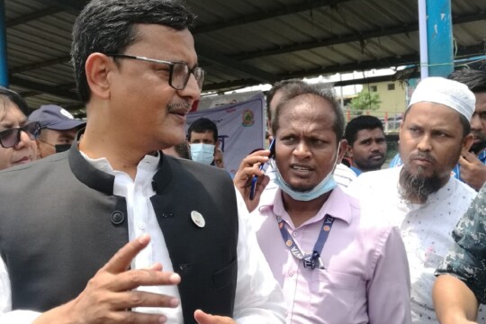 Khalid urges Dhaka-bound passengers to cross river through Daulatdia
