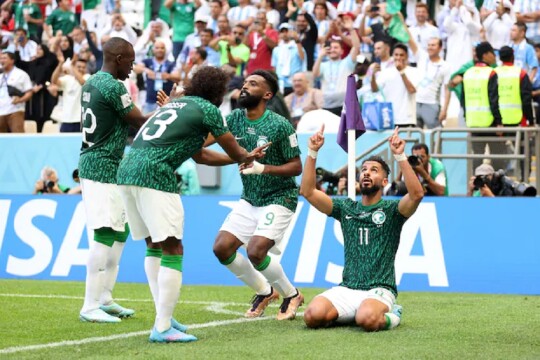 Saudi Arabia stun Argentina 2-1