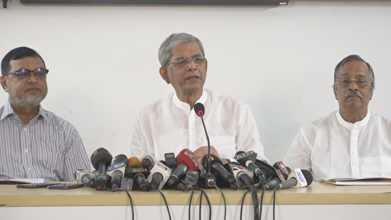 Fakhrul questions legality of collecting info of opposition men