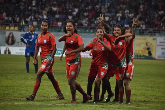 Bangladesh women clinch maiden silverware