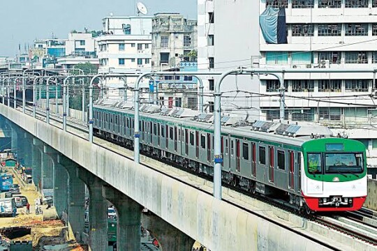Authorities to rent or lease out commercial space along metro stations