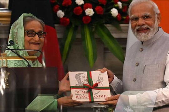 India offers free transit to Bangladesh for exports to third countries