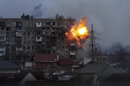 Ukraine says no to Russia demands of laying down arms in Mariupol