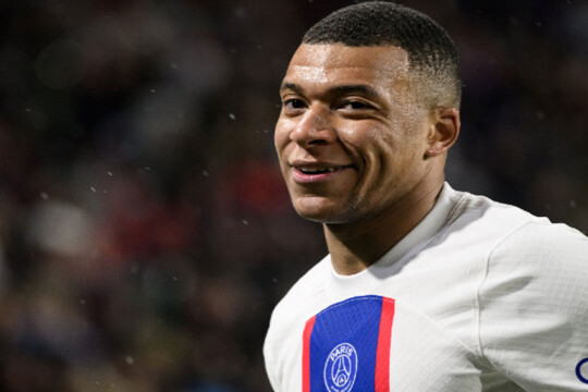 Mbappe back but PSG beaten by Rennes