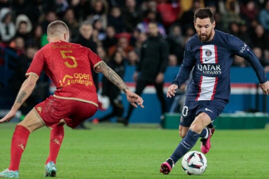 Messi scores in PSG victory on first appearance since World Cup win
