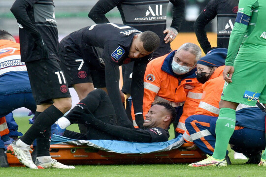 Neymar suffers ankle ligament damage
