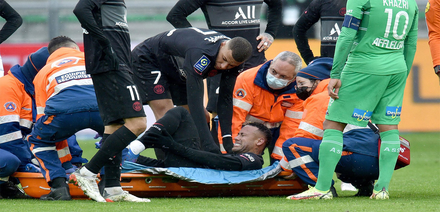 Neymar suffers ankle ligament damage