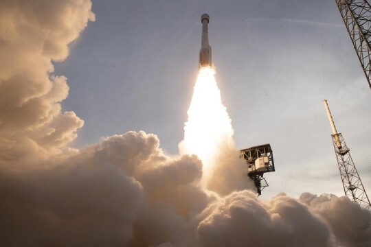 Nasa launches first rocket from Australia