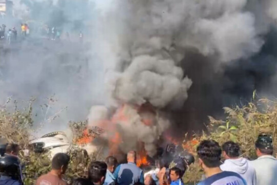Plane with 72 people onboard crashes in Nepal