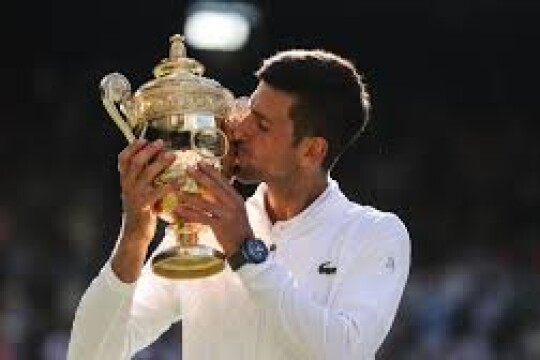 Novak Djokovic wins seventh Wimbledon title and 21st Grand Slam