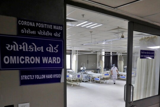 India reports first death linked to Omicron