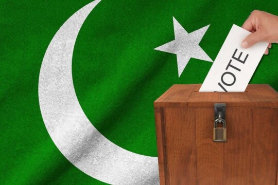 Crisis deepens as Pak EC expresses inability to conduct polls in 3 months