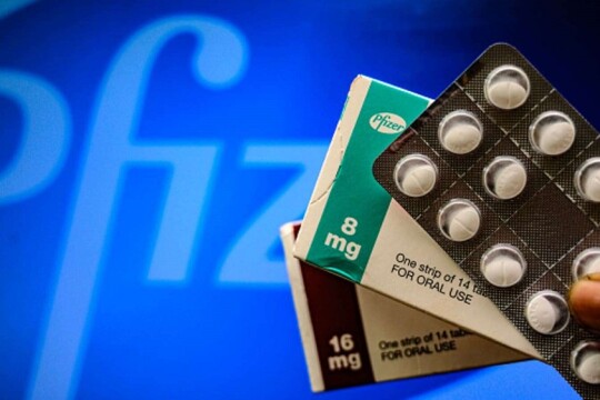 Pfizer confirms Covid pill effective against omicron