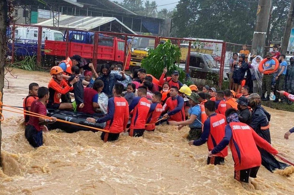 Thousands of Filipinos flee as super typhoon Rai lashing