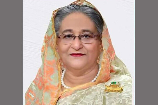Aircraft carrying PM, her entourage lands in Dhaka