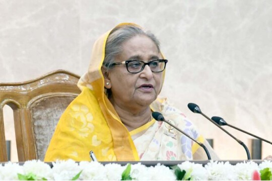 PM asks BCS cadres to apply innovative ideas for building Smart-Bangladesh