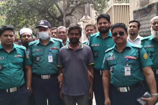 Prothom Alo reporter Shamsuzzaman moved to Kashimpur jail