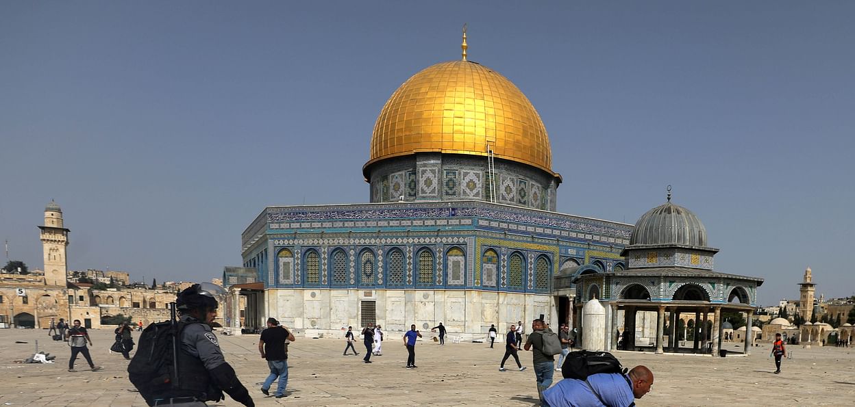 Israel bars Muslims from entering holy site for 4 hours