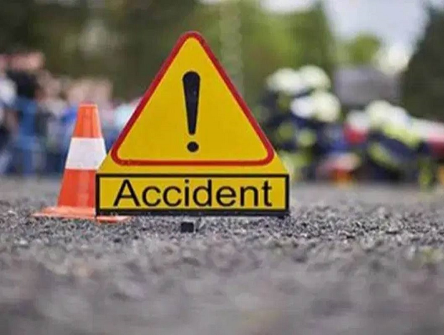 Five pedestrians run over by van in Narsingdi