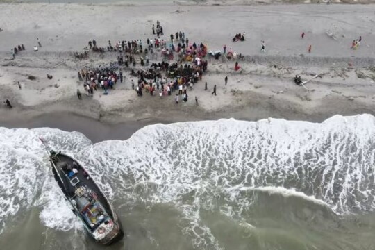 Boat carrying 50 Rohingyas lands in Indonesia's Aceh