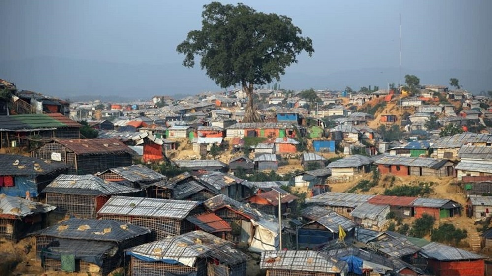 Momen: Rohingyas posing security risk for region