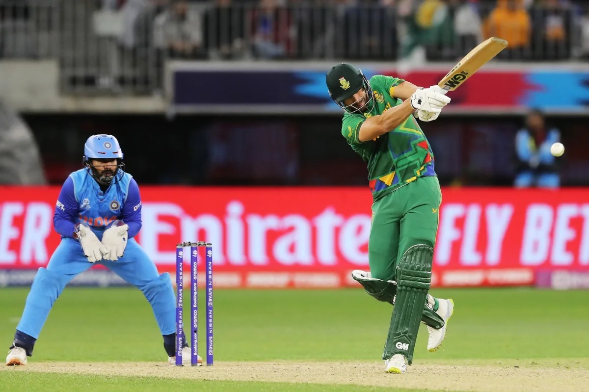 South Africa edge India by 5 wickets